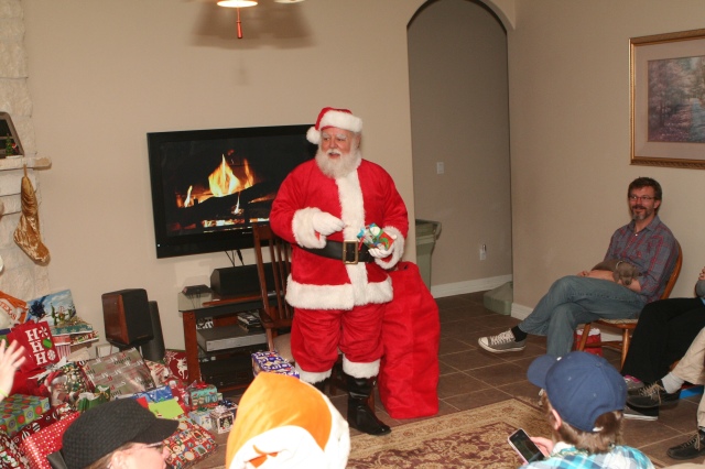 2012-12-24 057 Christmas Eve at T&S.jpg